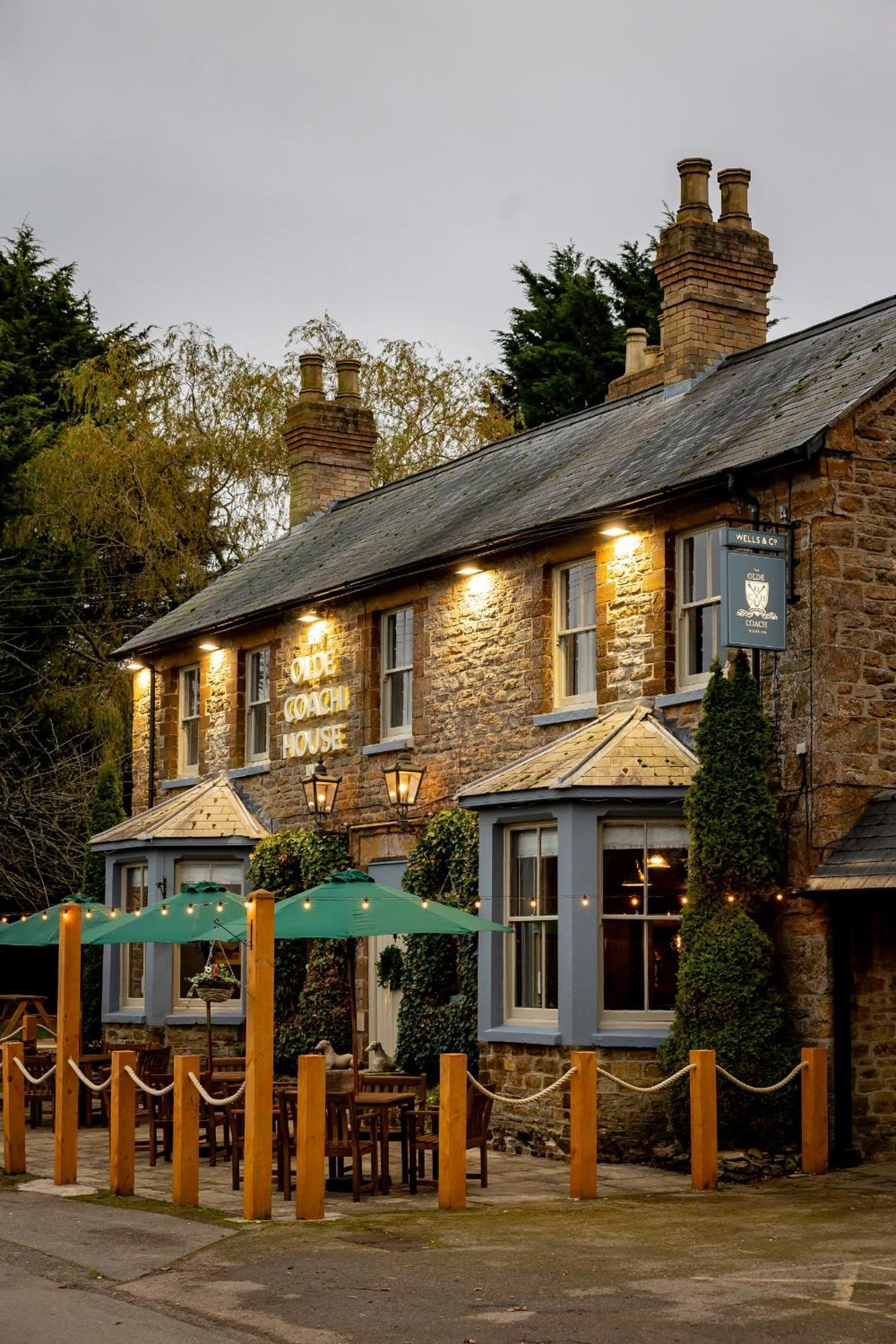 The Olde Coach House Inn Ashby Saint Ledgers Eksteriør bilde