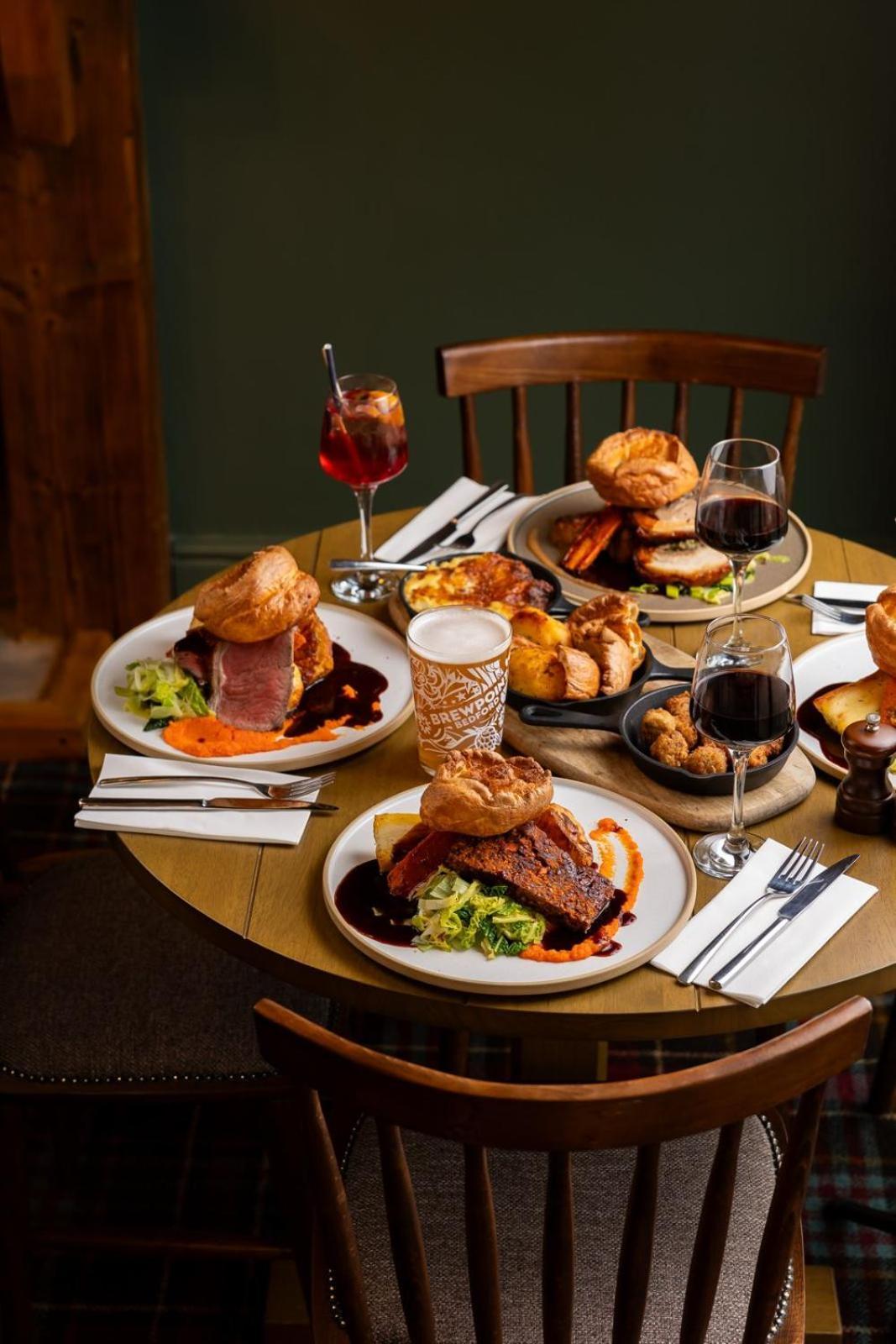 The Olde Coach House Inn Ashby Saint Ledgers Eksteriør bilde